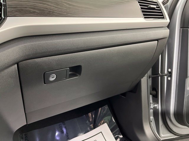 Used 2023 Volkswagen Atlas SE w/ Panoramic Sunroof Package FWD image 38