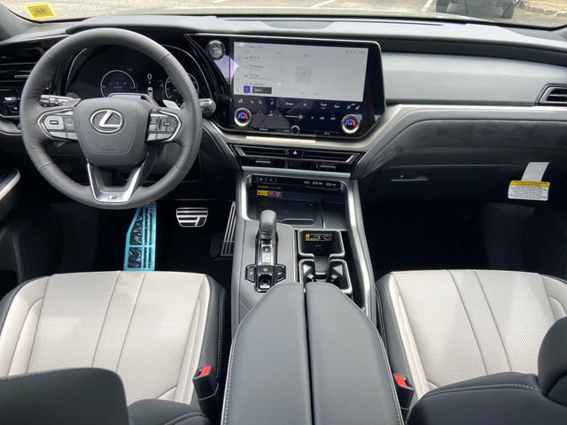 New 2026 Lexus TX 500h AWD w/ Technology Package image 10