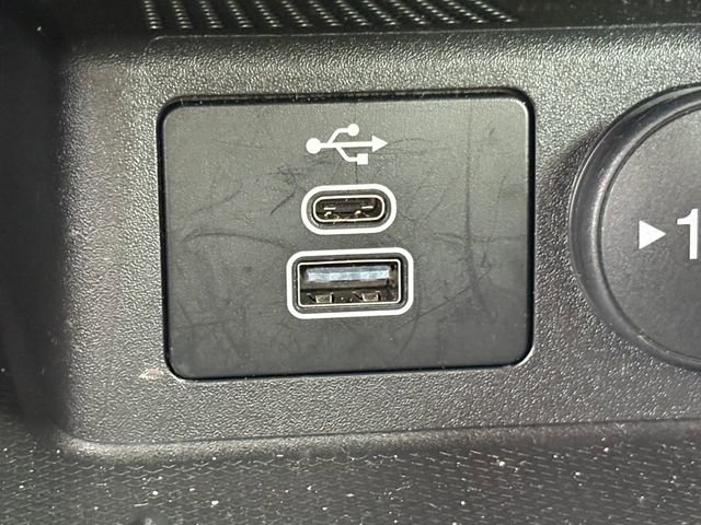 Used 2025 Ford Escape ST-Line w/ Tech Pack #1 image 11