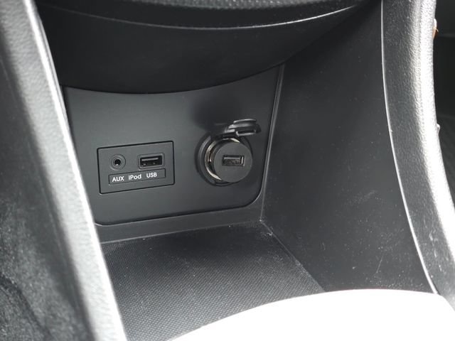 Used 2012 Hyundai Accent GS FWD image 31