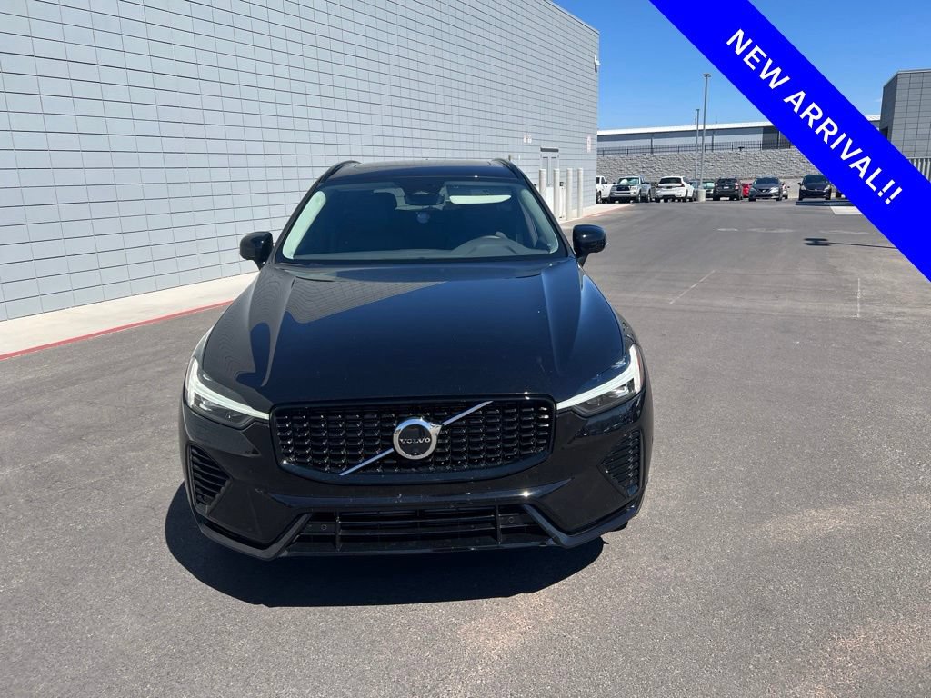 Certified 2024 Volvo XC60 T8 Plus w/ Climate Package AWD/4WD image 4