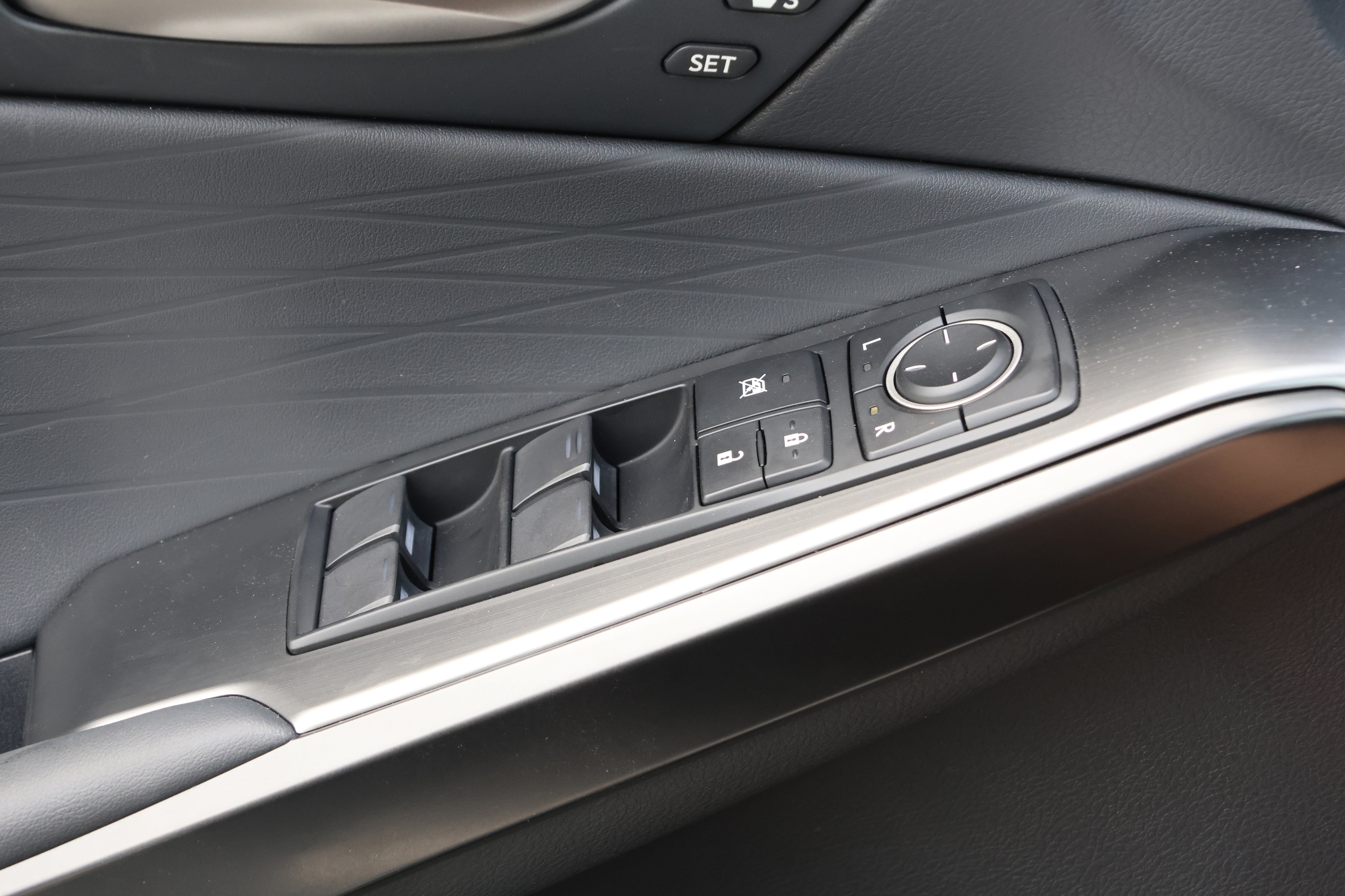 Used 2024 Lexus IS 500 RWD image 26