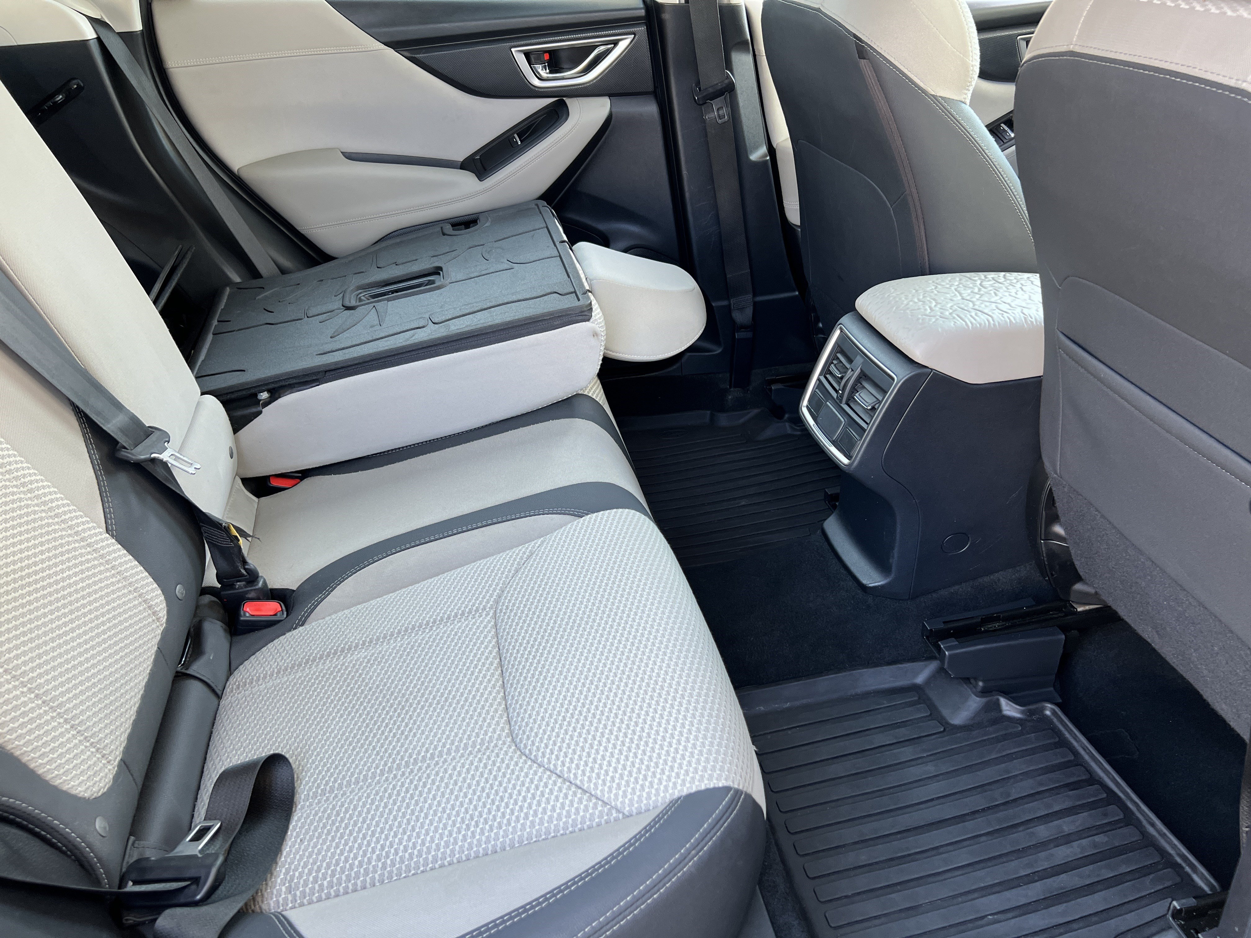 Used 2019 Subaru Forester Premium w/ All-Weather Package AWD/4WD image 21