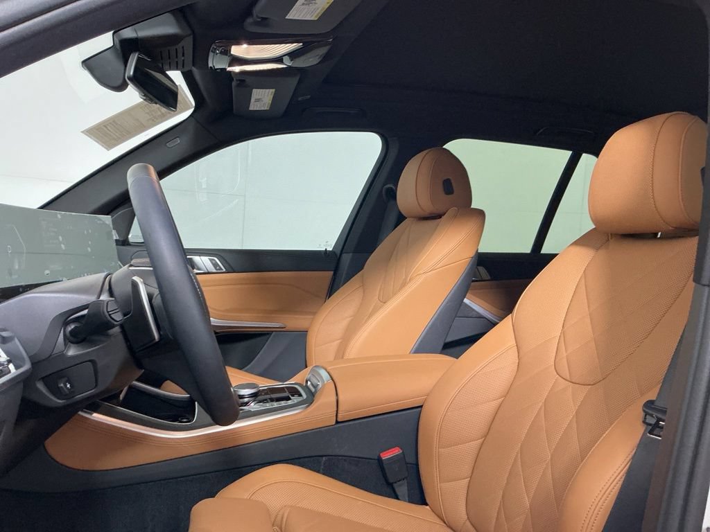 Certified 2024 BMW X5 xDrive40i w/ Premium Package AWD/4WD image 22