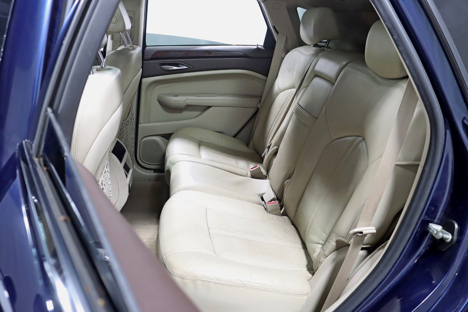 Used 2010 Cadillac SRX Luxury AWD/4WD image 25