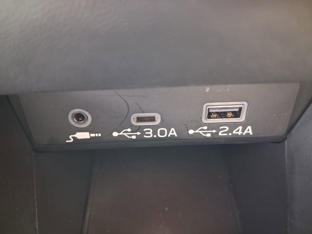 Used 2025 Subaru Outback Premium w/ Popular Package #1A image 24