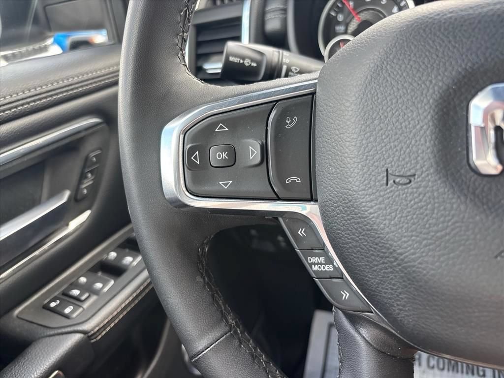 Used 2025 RAM 1500 Laramie w/ Sport Appearance Package AWD/4WD image 16