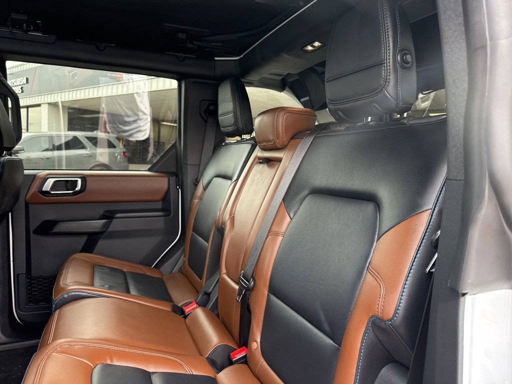 Used 2024 Ford Bronco Outer Banks image 34