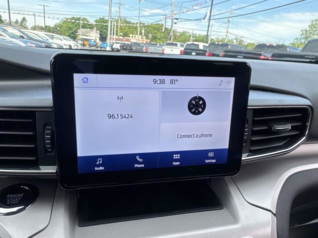 Used 2023 Ford Explorer XLT w/ Equipment Group 202A AWD/4WD image 16