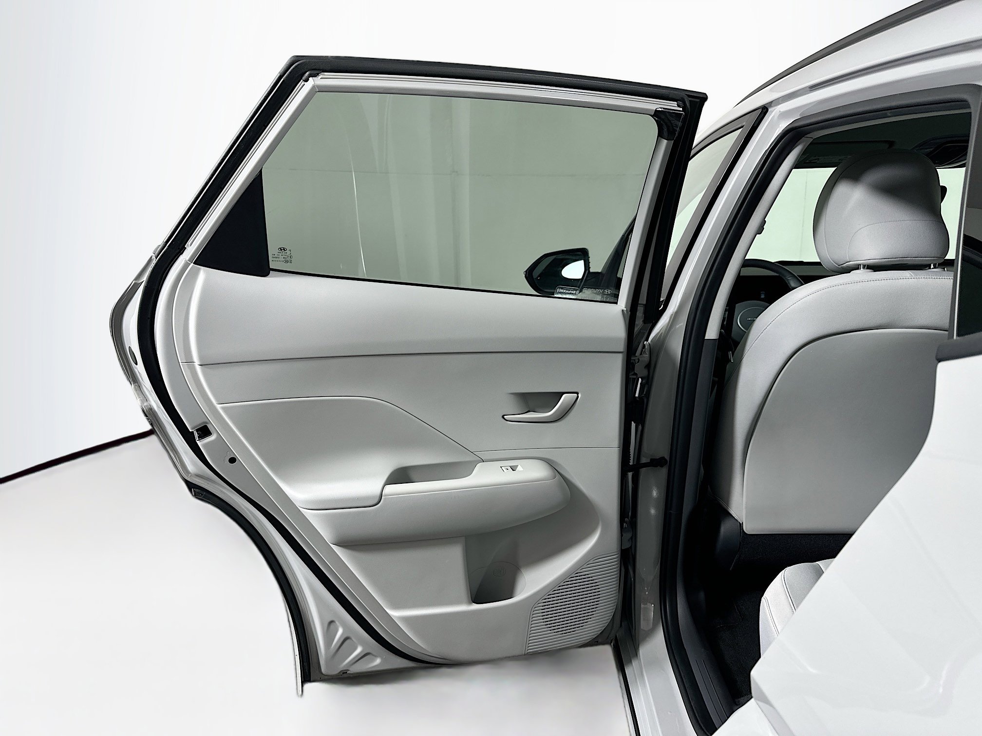 Used 2024 Hyundai Kona SEL FWD image 26