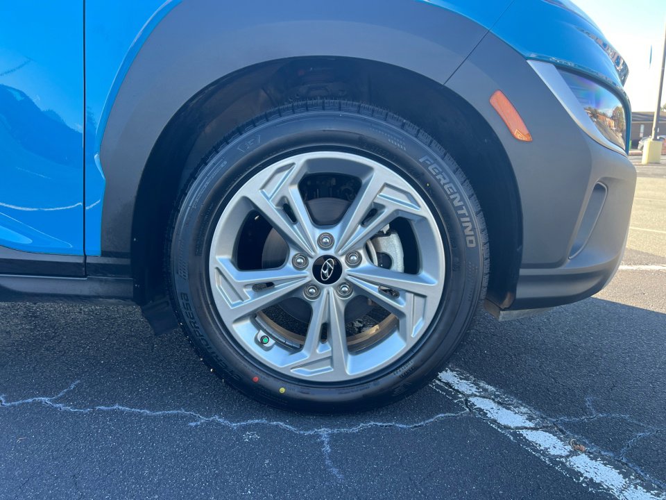 Used 2023 Hyundai Kona SEL image 29