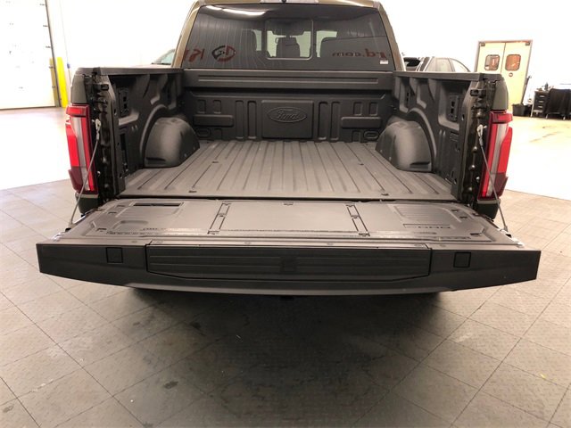 Used 2025 Ford F150 Raptor image 8