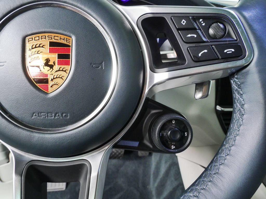 Certified 2021 Porsche Cayenne Coupe AWD/4WD image 11