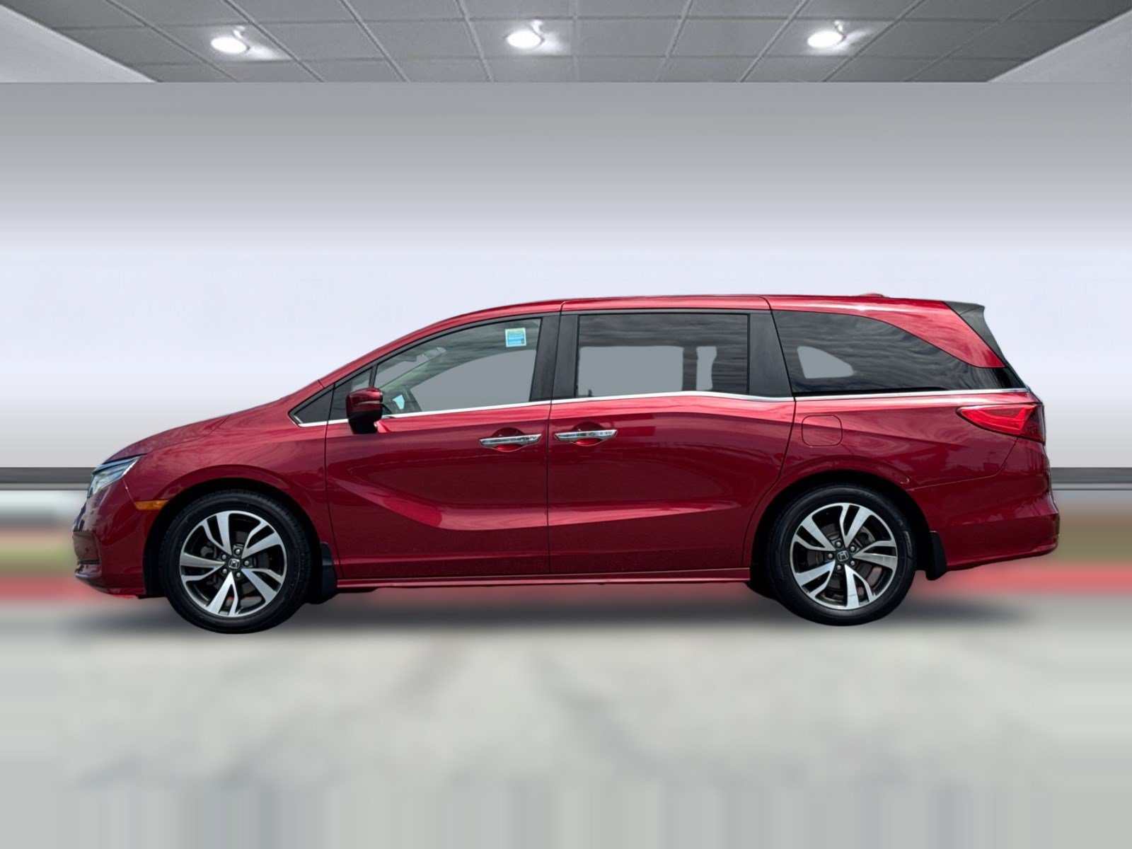 Used 2022 Honda Odyssey Touring image 2