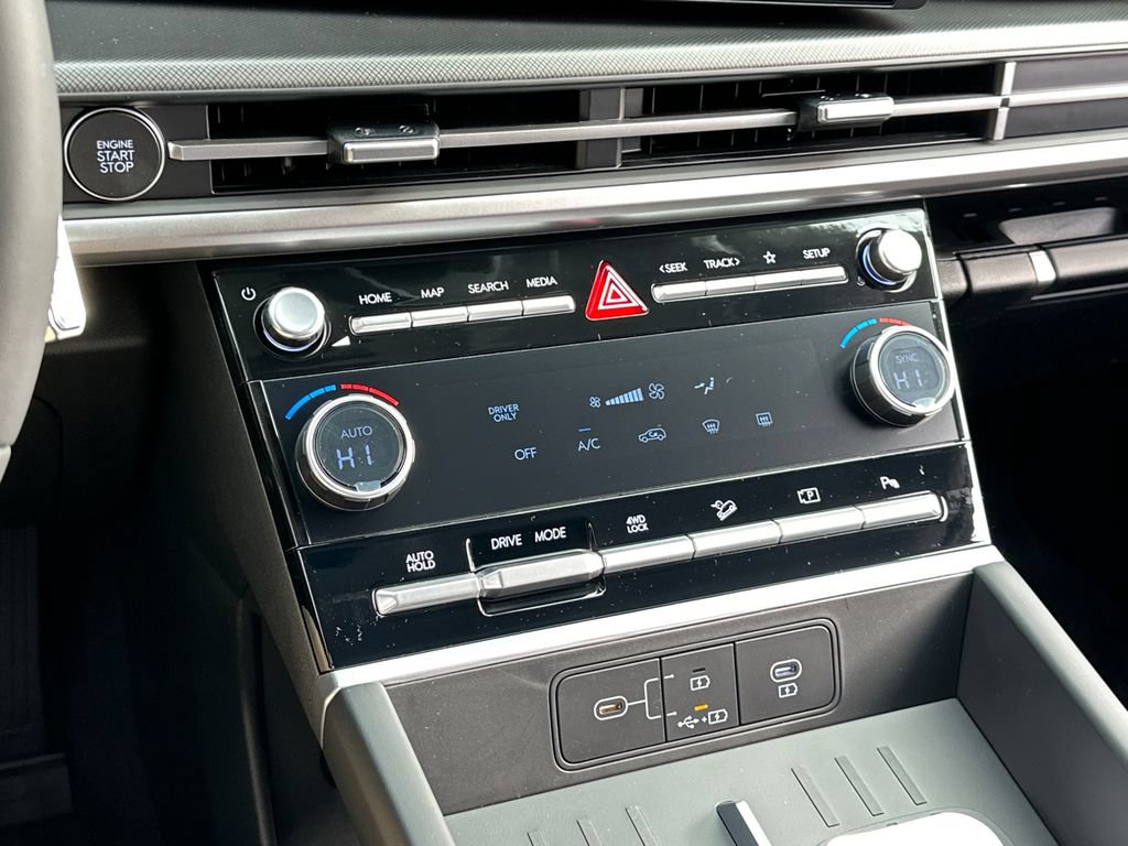New 2026 Hyundai Santa Fe SE AWD/4WD image 15