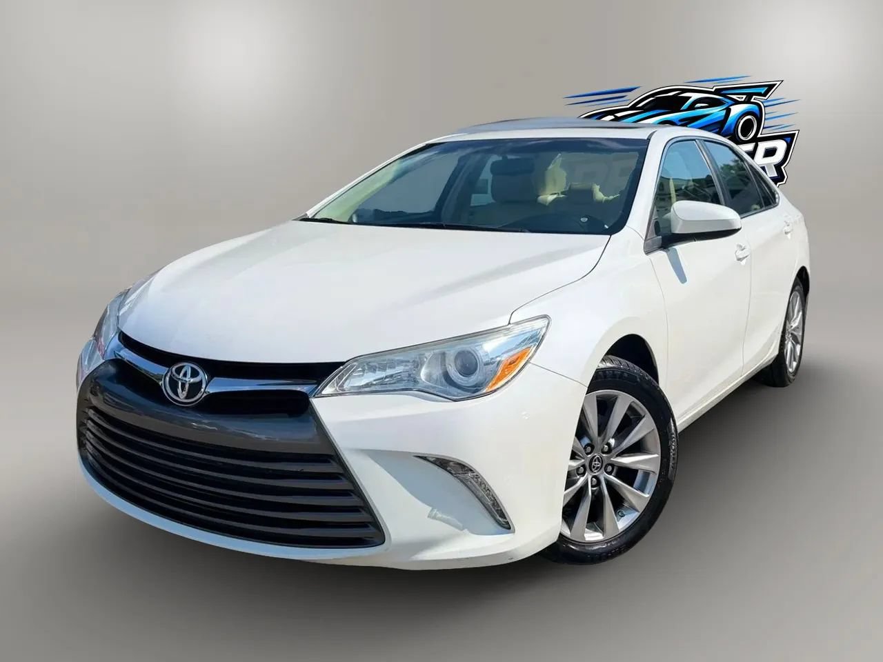 Used 2016 Toyota Camry XLE w/ Moonroof Package FWD image 1