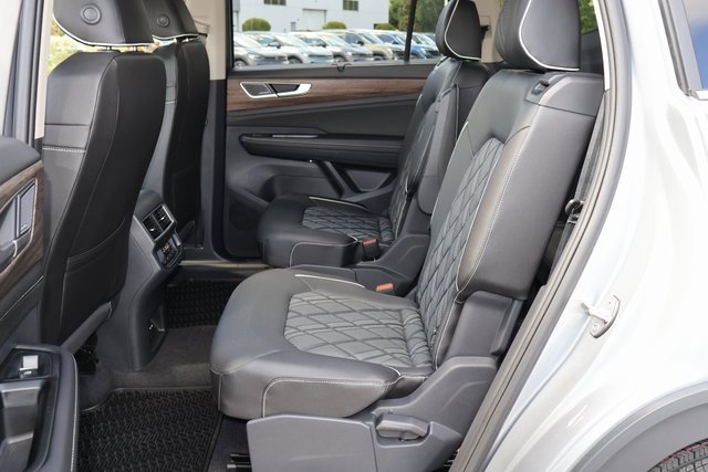 New 2026 Volkswagen Atlas SEL Premium R-Line image 13