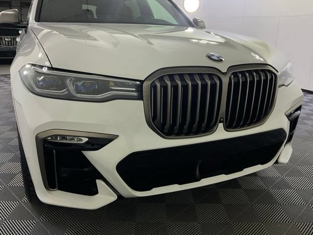 Used 2020 BMW X7 M50i w/ Dynamic Handling Package AWD/4WD image 8
