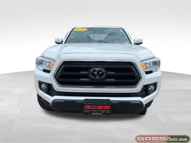 Used 2022 Toyota Tacoma SR5 AWD/4WD video 2