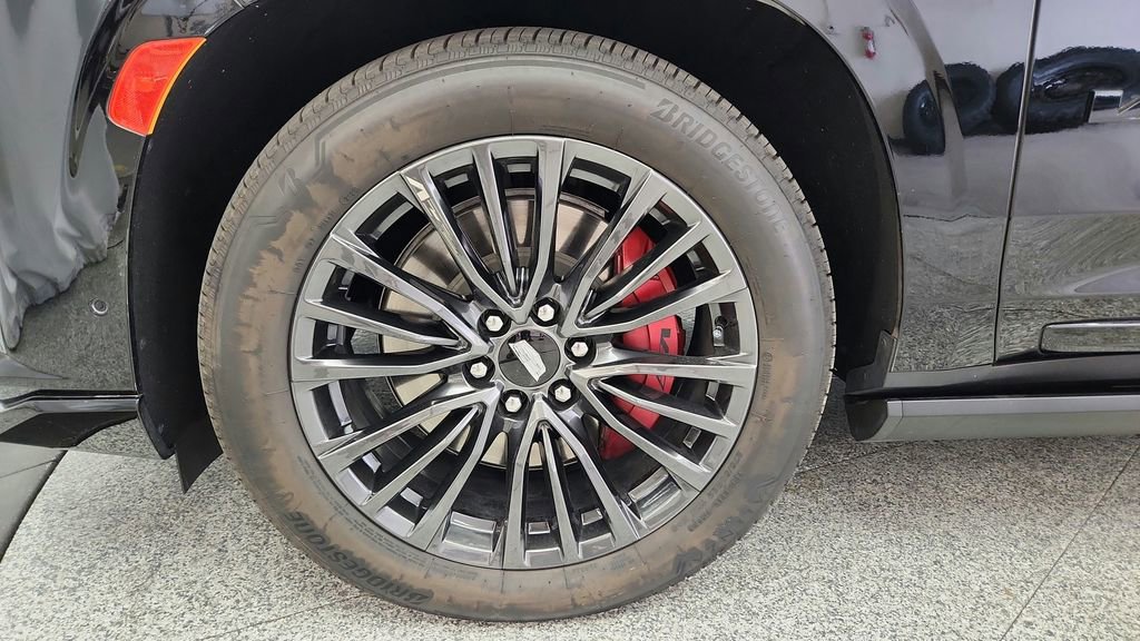 Used 2023 Cadillac Escalade ESV V w/ Heavy-Duty Trailer Package image 14