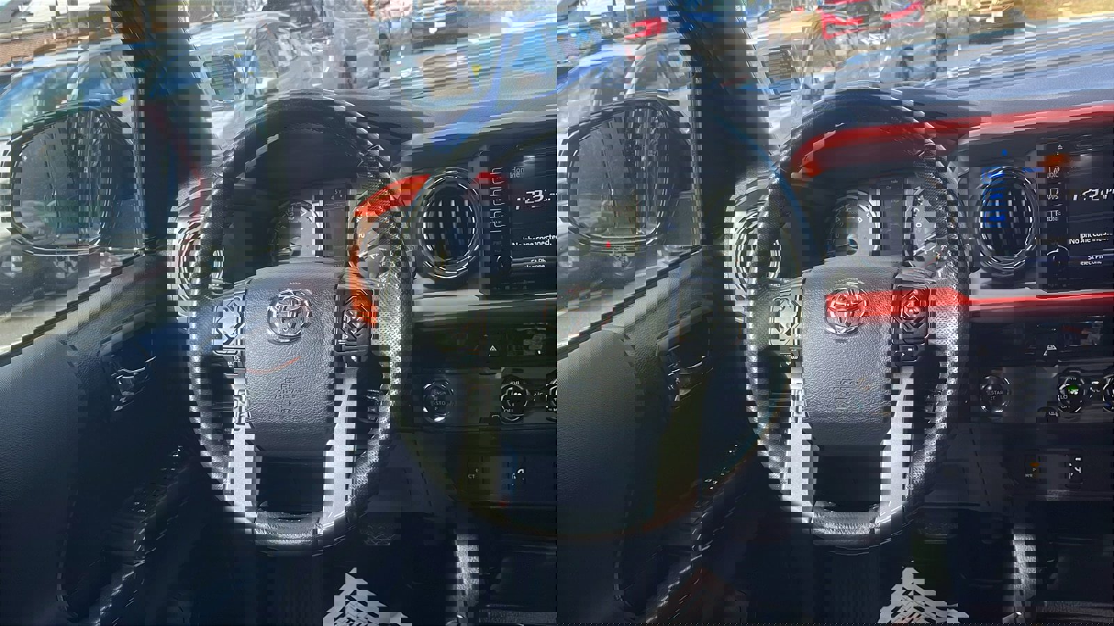 Used 2017 Toyota Tacoma TRD Sport image 23