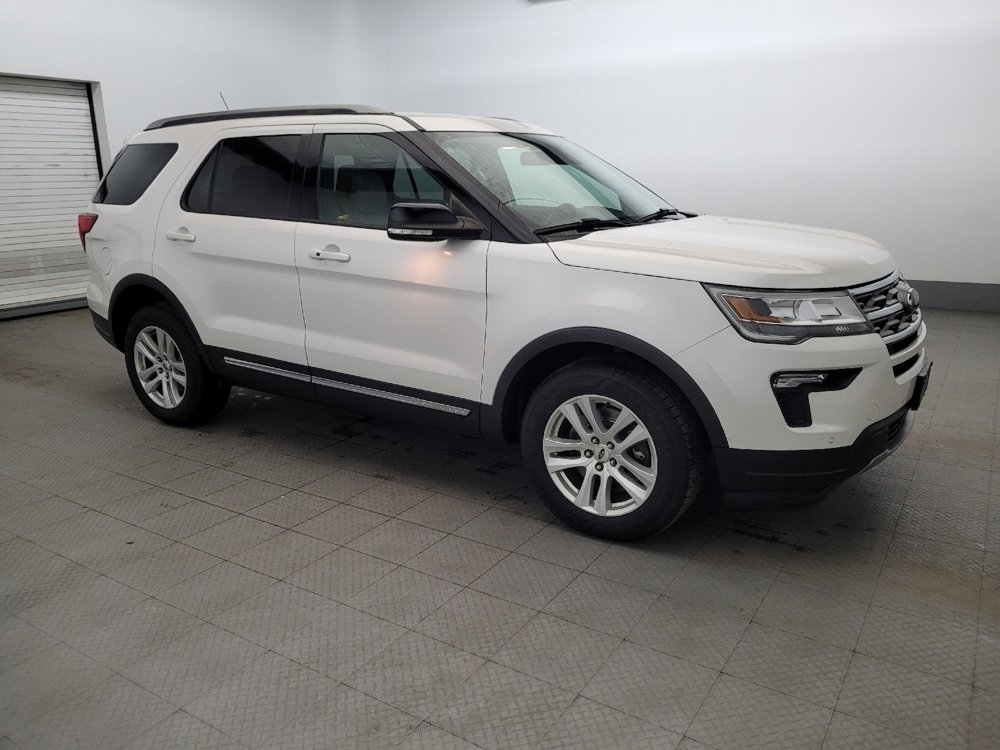 Used 2018 Ford Explorer XLT w/ Equipment Group 202A image 11