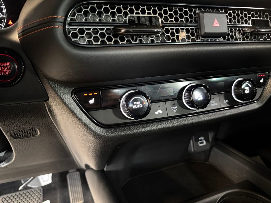 Used 2025 Honda HR-V Sport image 30