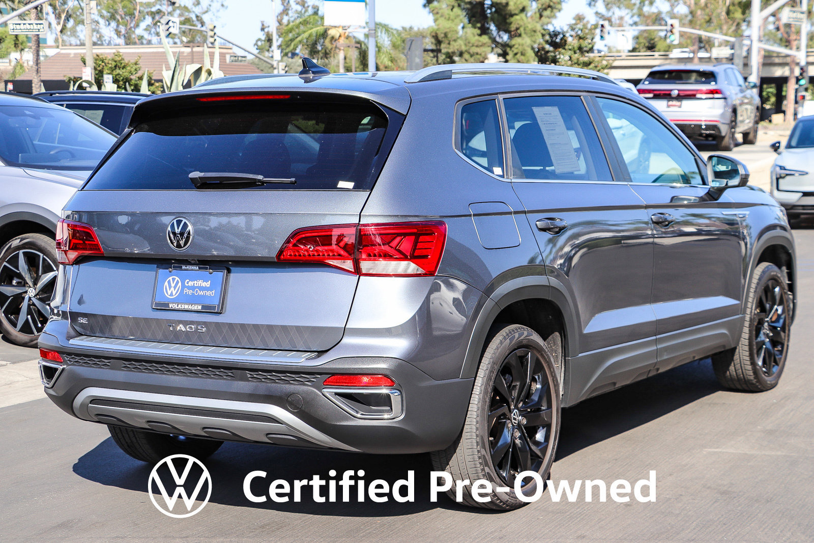 Certified 2023 Volkswagen Taos SE w/ Panoramic Sunroof Package FWD image 7