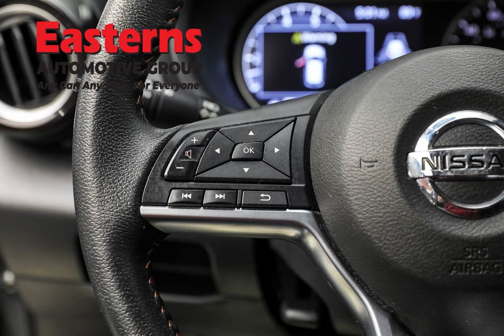 Used 2020 Nissan Kicks SR image 15