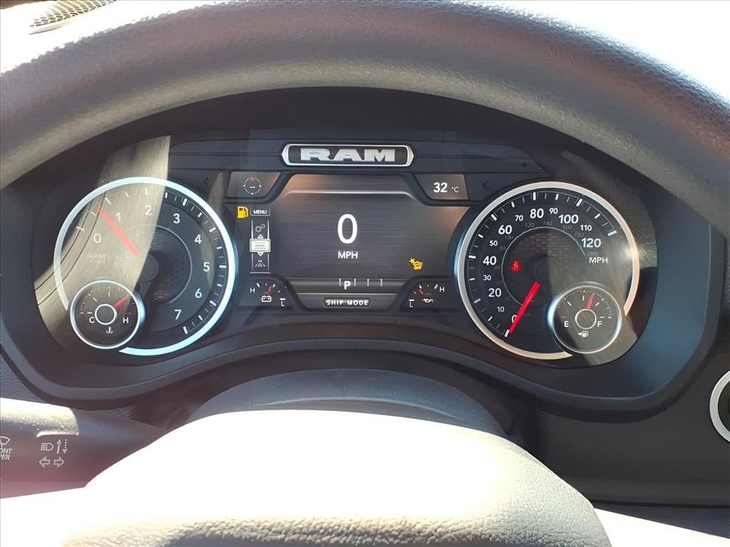 New 2026 RAM 1500 Classic Warlock image 28