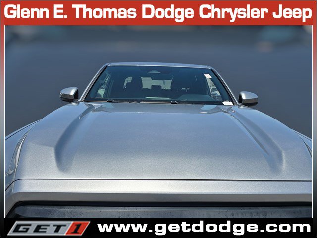 Used 2025 Toyota Tacoma SR5 AWD/4WD image 5