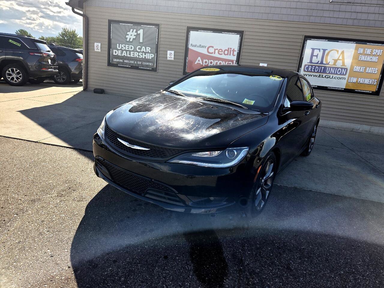 Used 2015 Chrysler 200 S w/ Navigation & Sound Group I
