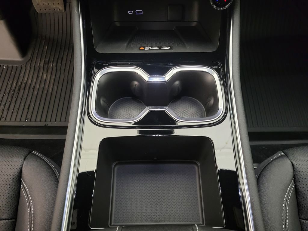 New 2026 Chevrolet Traverse LT w/ Driver Confidence Package FWD image 32