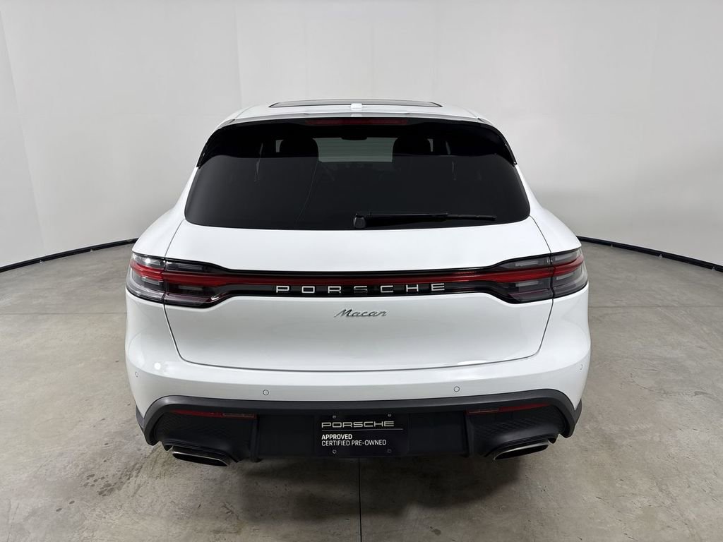 Certified 2025 Porsche Macan image 6