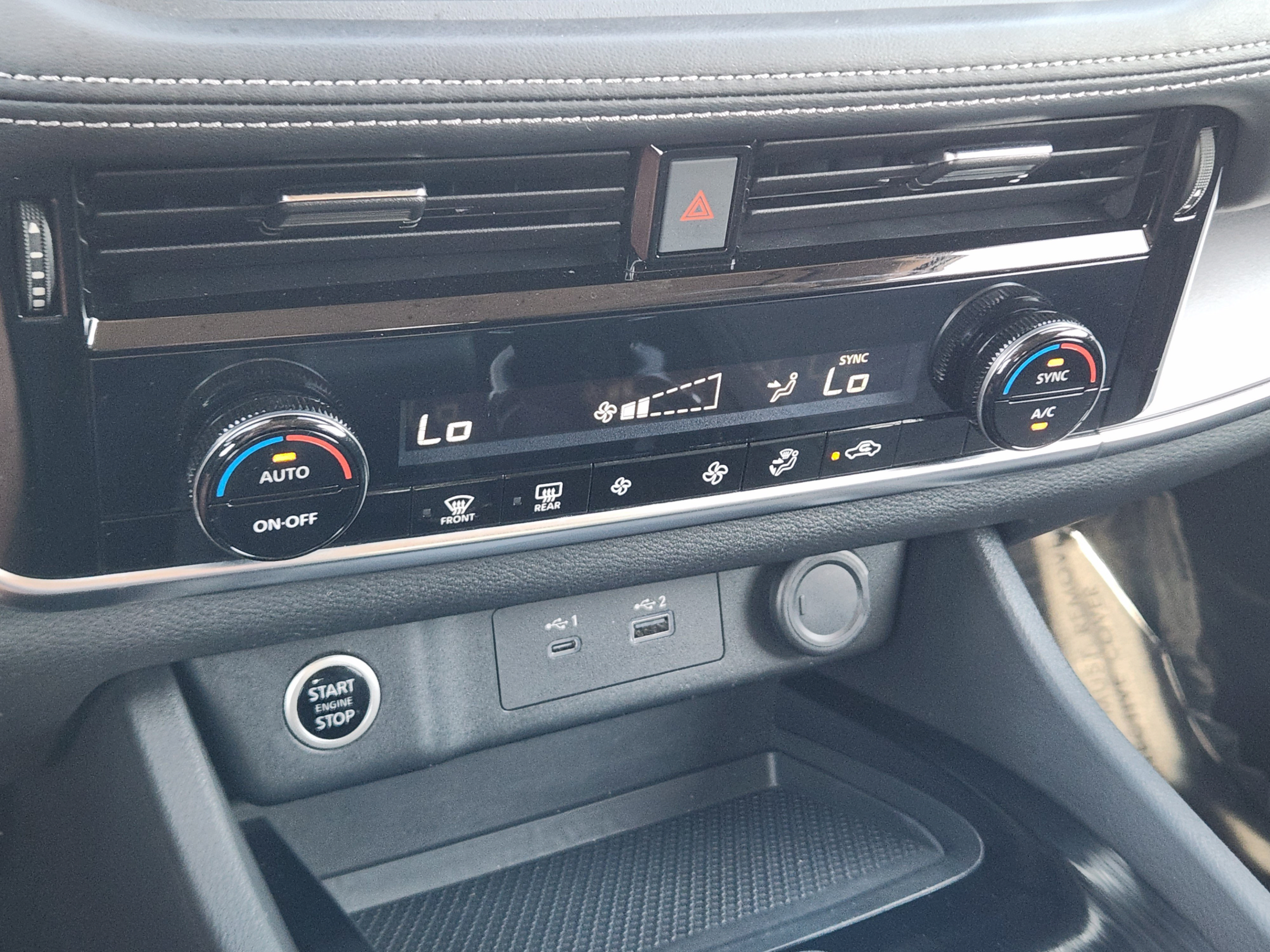 Used 2021 Nissan Rogue SV AWD/4WD image 13