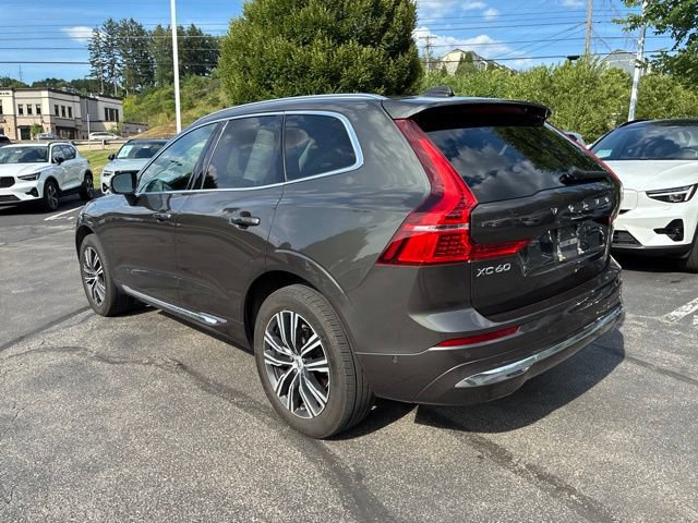 Used 2022 Volvo XC60 B5 Inscription w/ Advanced Package AWD/4WD image 3