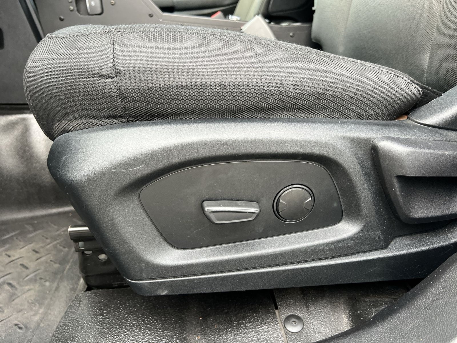 Used 2020 Ford Explorer 4WD Police Interceptor image 14