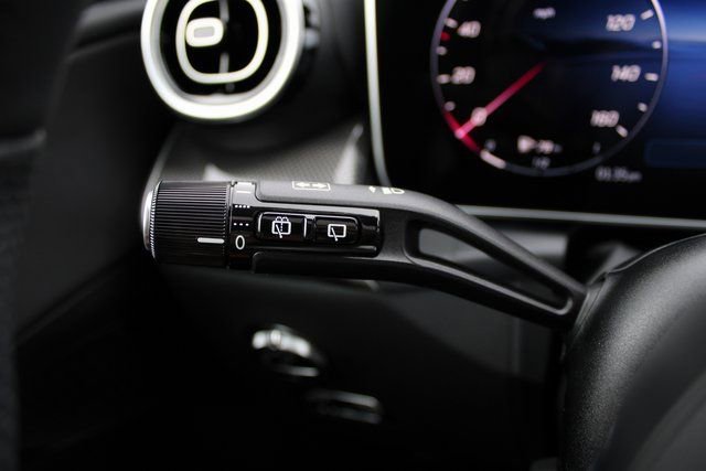 New 2026 Mercedes-Benz GLC 300 4MATIC image 18