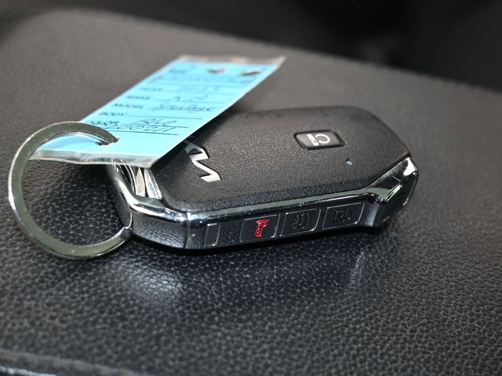 Used 2025 Kia Sportage EX w/ EX Premium Package image 45