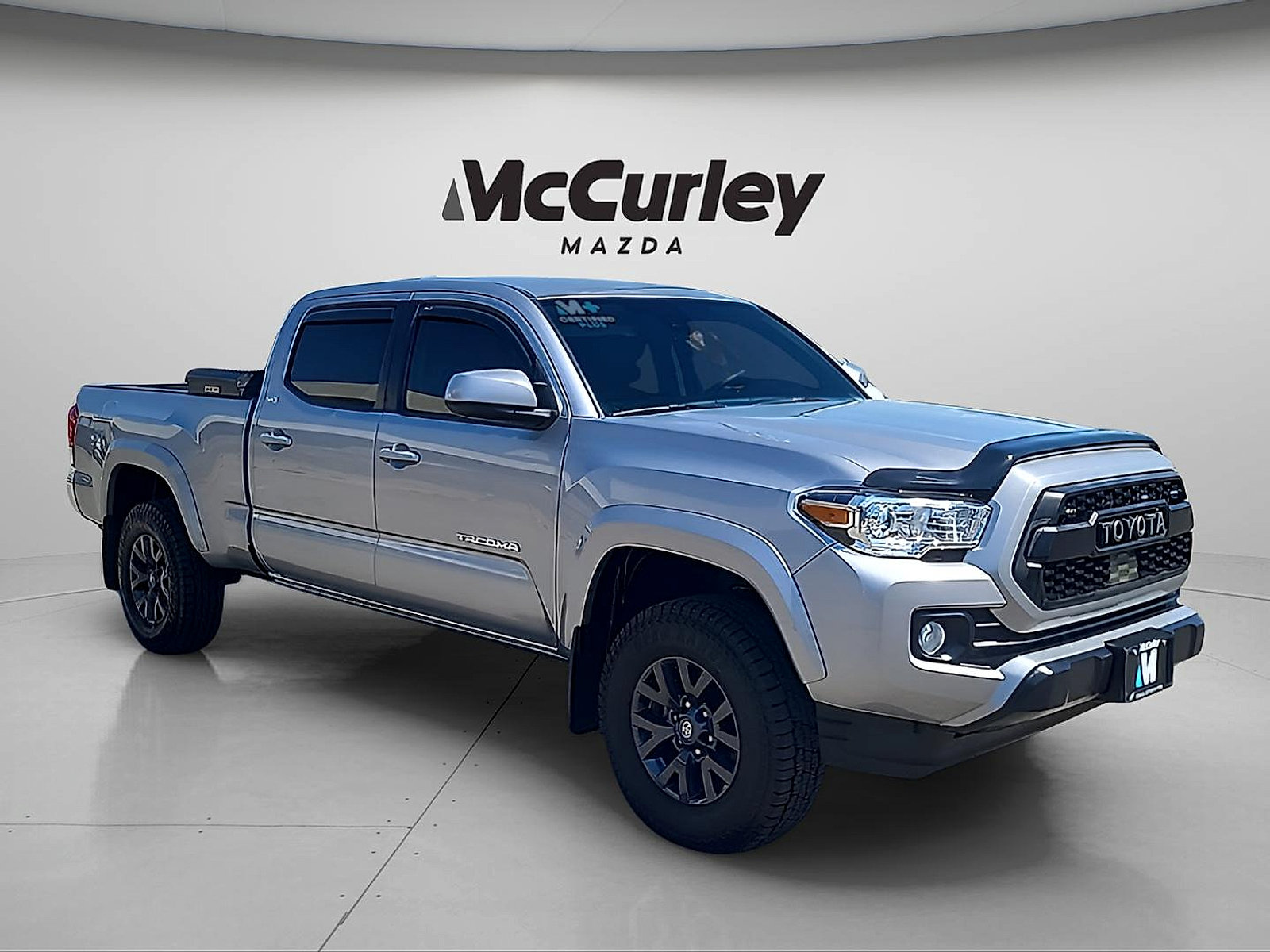 Used 2021 Toyota Tacoma SR5 AWD/4WD image 1