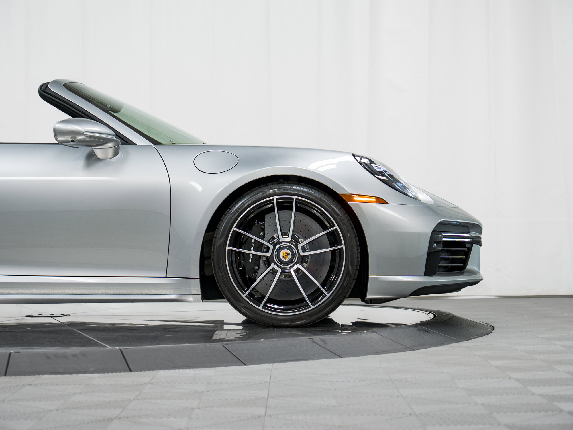 Certified 2025 Porsche 911 Turbo S AWD/4WD image 11