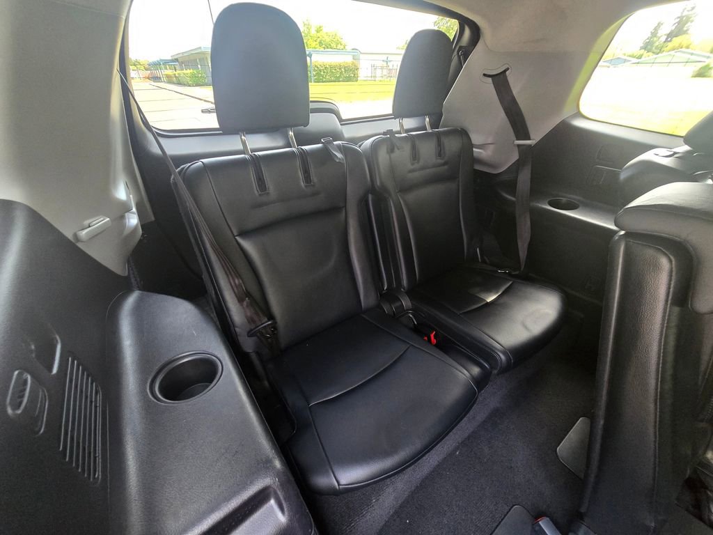 Used 2013 Toyota Highlander Limited AWD/4WD image 25