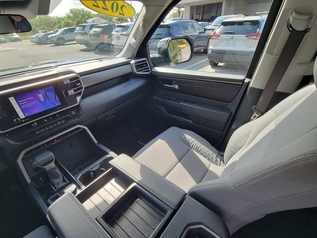 Used 2022 Toyota Tundra SR5 image 3