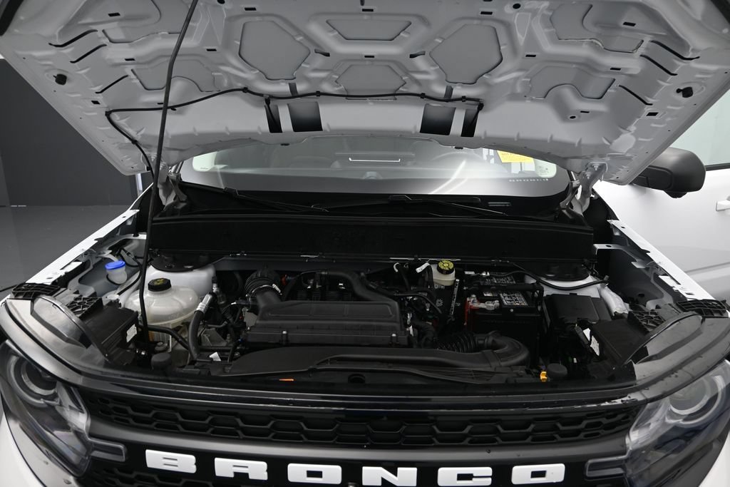 Certified 2025 Ford Bronco Sport Outer Banks w/ Outer Banks Tech Package+ AWD/4WD image 11