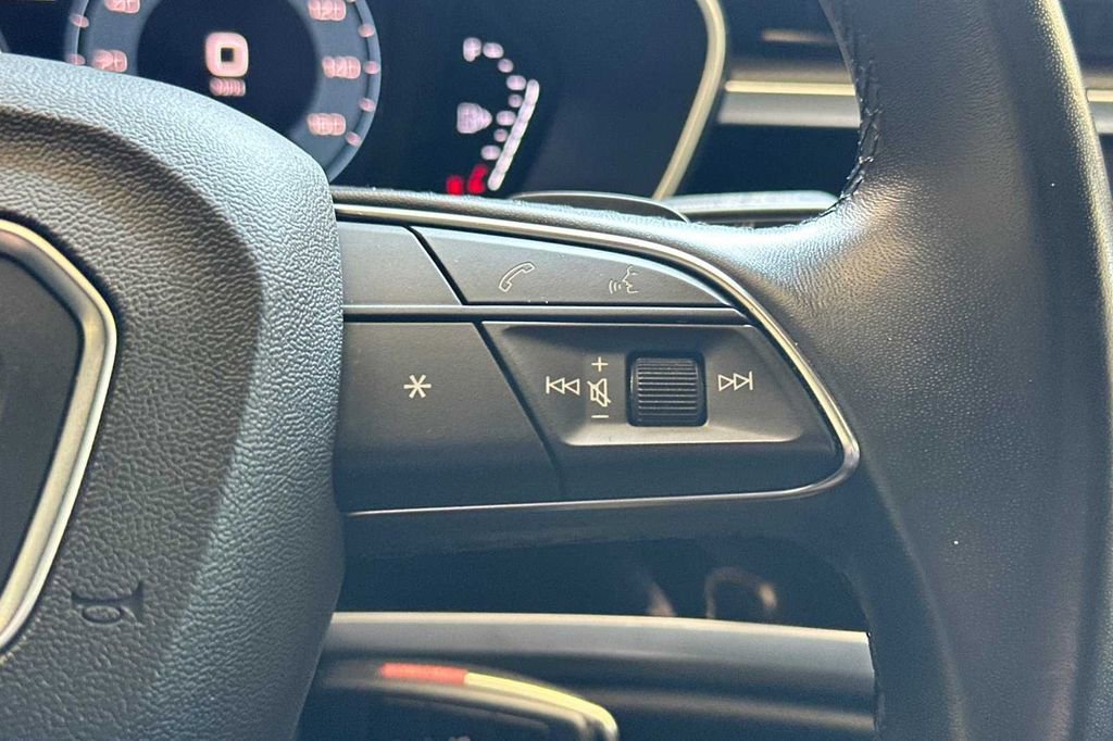 Used 2022 Audi Q3 2.0T Premium Plus image 25