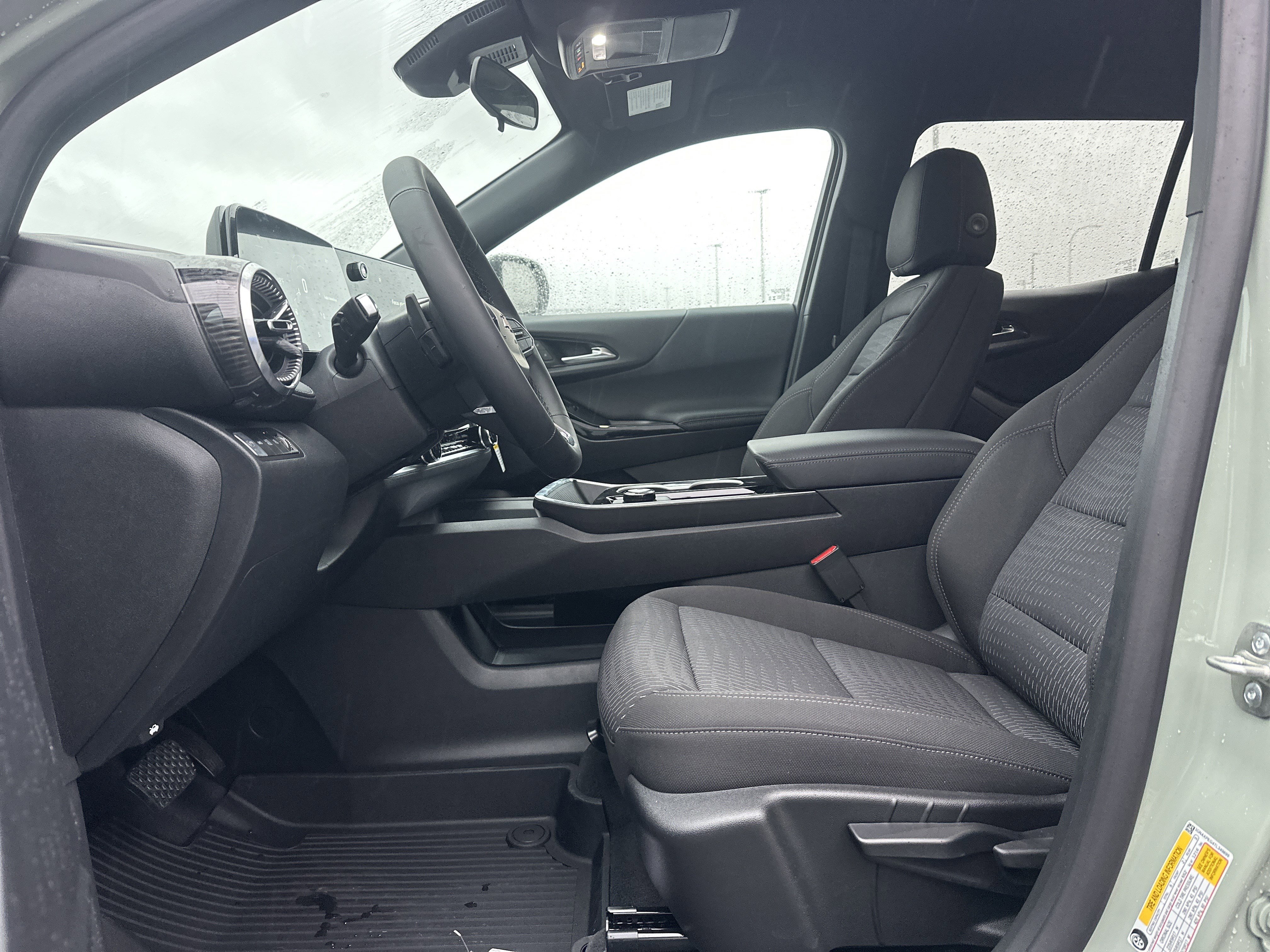 New 2026 Chevrolet Equinox LT w/ LPO, Floor Liner Package image 10