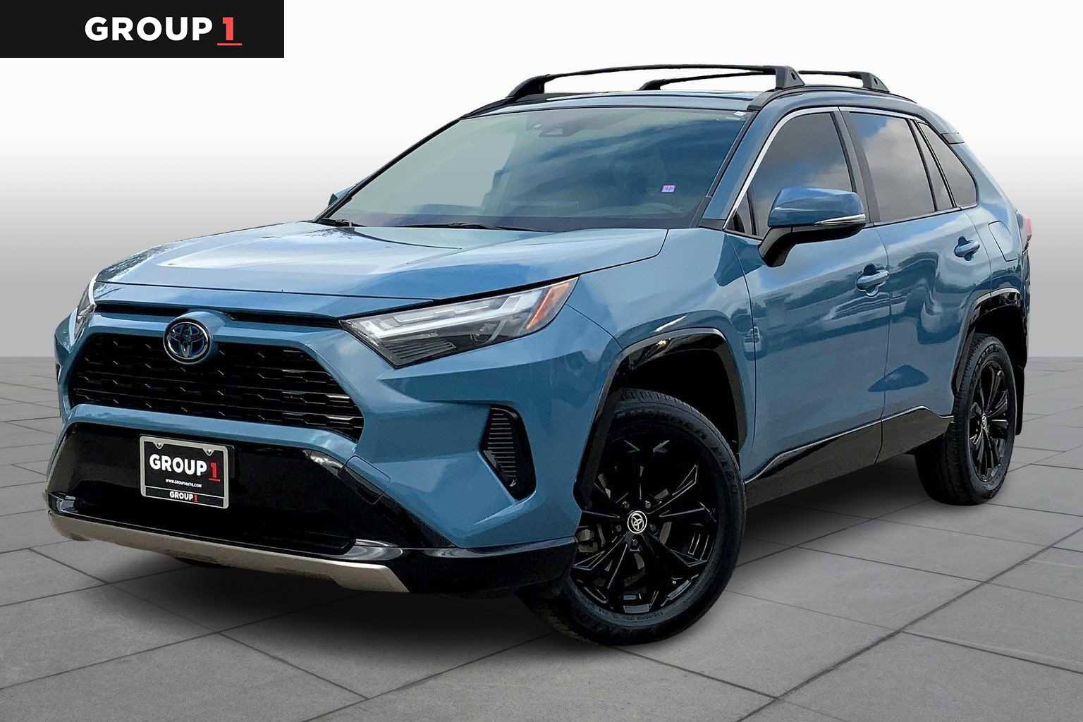 Used 2023 Toyota RAV4 SE