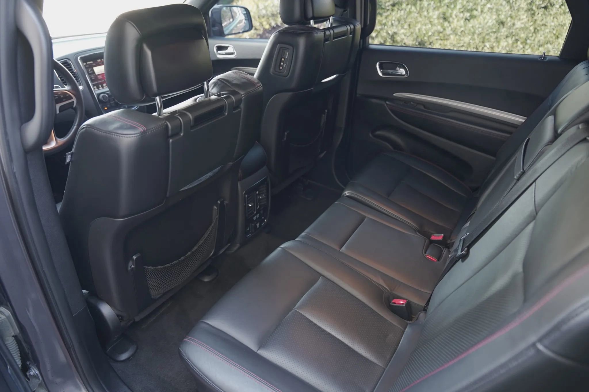 Used 2015 Dodge Durango R/T w/ Blacktop Package image 9