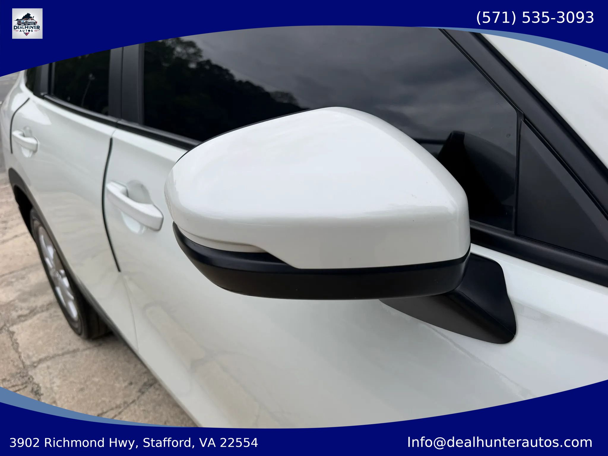 Used 2023 Honda HR-V LX image 7