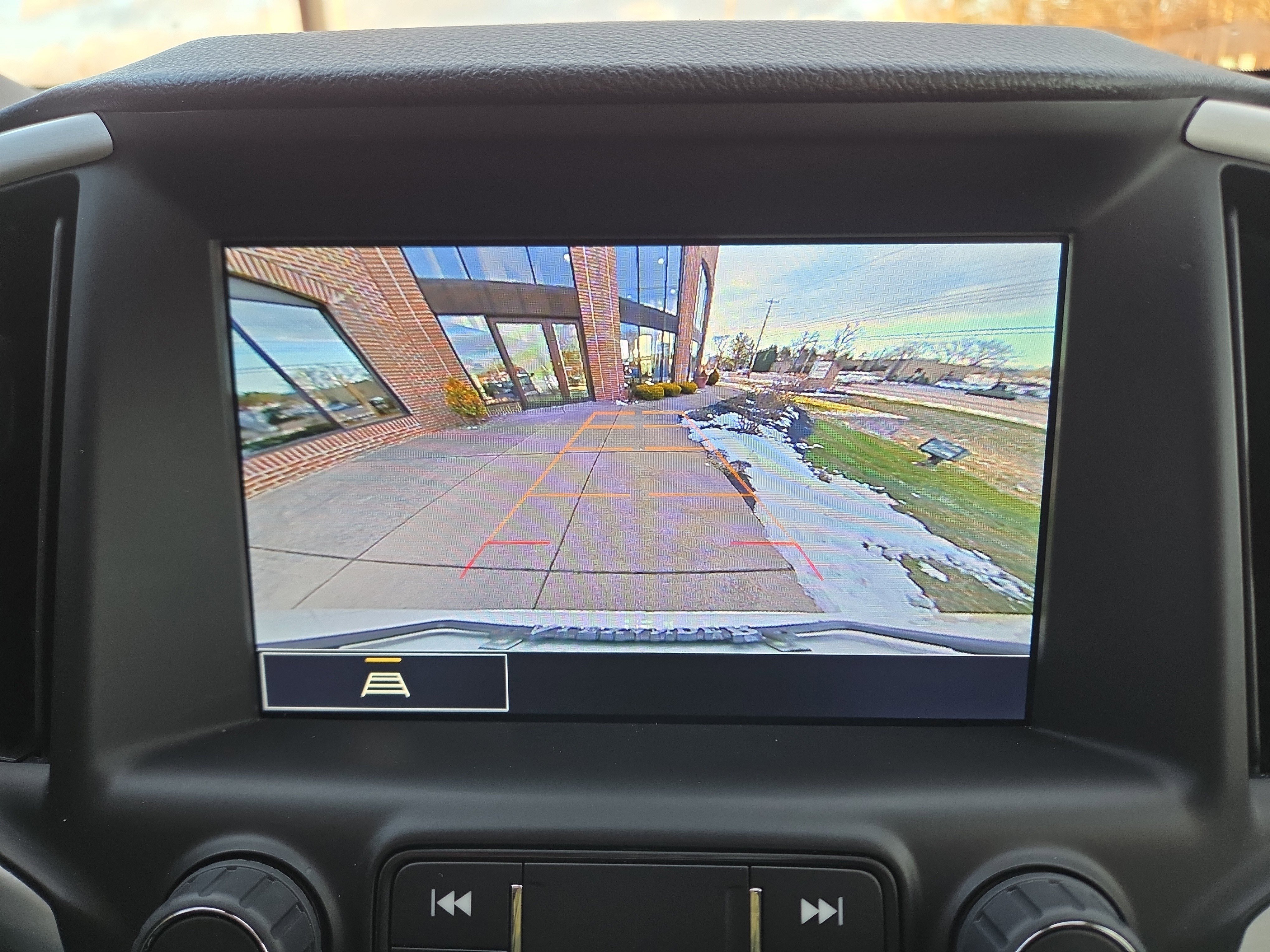 Used 2024 GMC Terrain SLT image 26